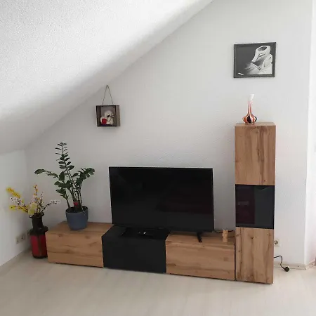 M&j Apartment *
