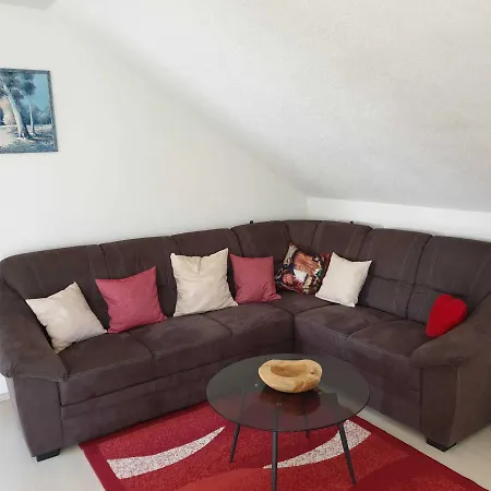 M&j Apartment